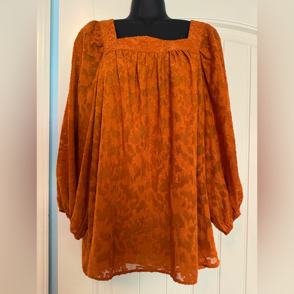 LC Lauren Conrad Textured Orange Blouse size XL. NWT